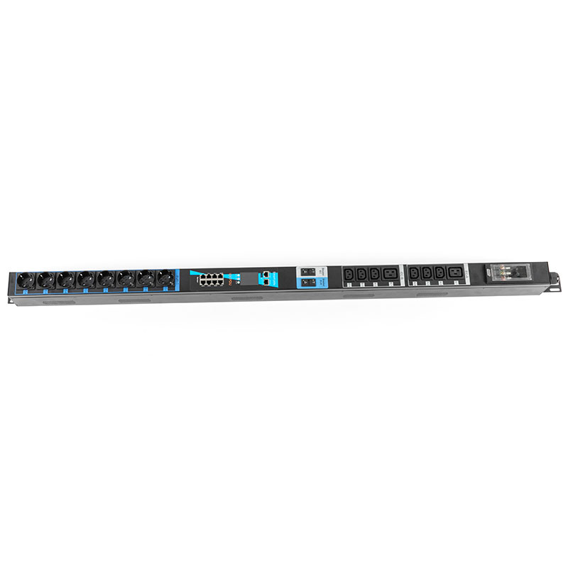 Hydraulischer Magnetkreis, vertikaler TCP/IP-Sensor mit 16 Ausgängen, Eco Smart Rack PDU