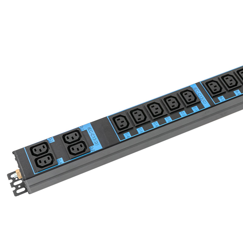 Vertikales TCP/IP-Sensor-Eco-Smart-Rack-PDU mit 20 Ausgängen C13 C19